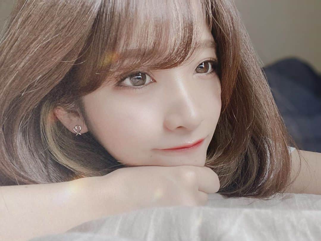 のインスタグラム：「༝ ༝ ༝ あと3日で21 歳༝ ༝ ༝」