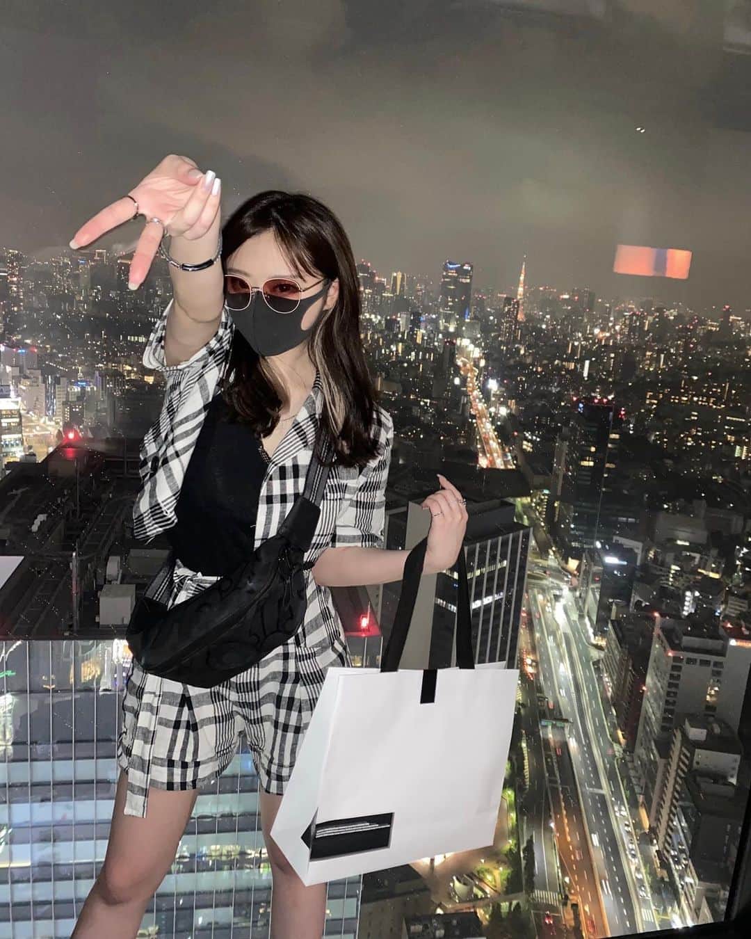 おもてちゃんのインスタグラム：「. #裏ピ#平成」