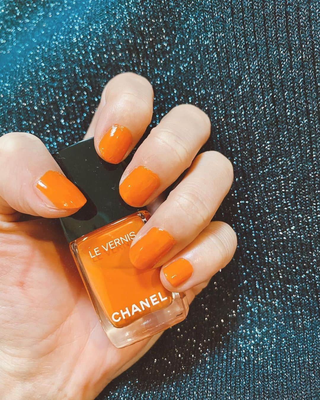 一木美里さんのインスタグラム写真 - (一木美里Instagram)「🍊🍊🍊﻿ ﻿ ﻿ #beautytips #chanelbeauty﻿ #nailcolor  #nail  #orange #シャネルビューティー」8月23日 19時28分 - misato_ichiki