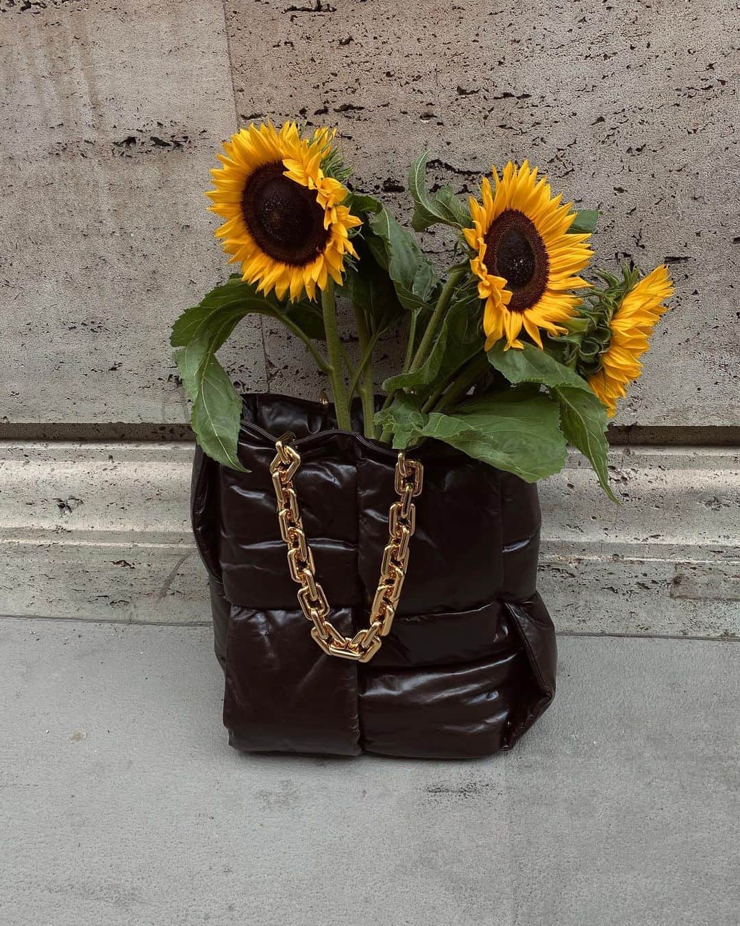 ペニーレ・タイスベックのインスタグラム：「Sunday errands🌻」