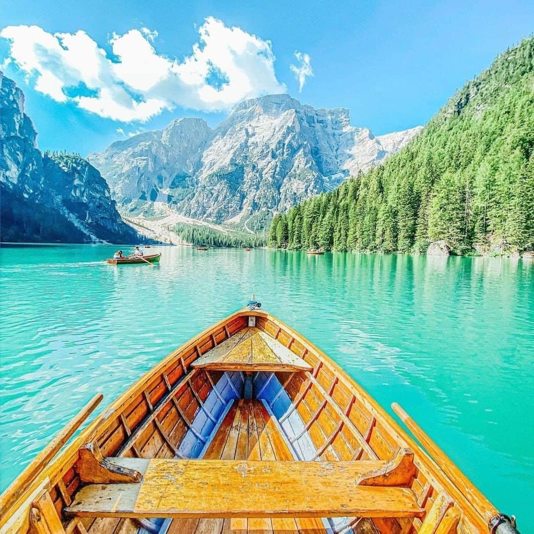9GAGさんのインスタグラム写真 - (9GAGInstagram)「Perfect place to spend a summer day 🔅 Follow @voyaged for more discoveries around the world! 🌎 - 📷 @_dgtravel_ - #9gag #voyaged #travel #italy」8月23日 20時30分 - 9gag
