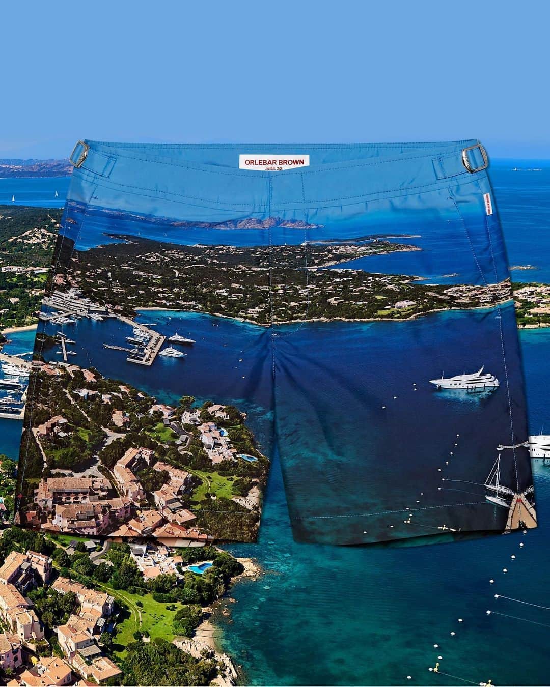 オールバーブラウンのインスタグラム：「Visiting #Italy this summer? Make sure you add to your list a visit to our recently opened Porto Cervo store. As shown in the above photographic swim short, we are situated on the beautiful Emerald Coast in #Sardinia.  🌟The Porto Cervo swim short is exclusively available in the Porto Cervo store (📍link in bio) #OBsAroundTheWorld #OrlebarBrown #PortoCervo」