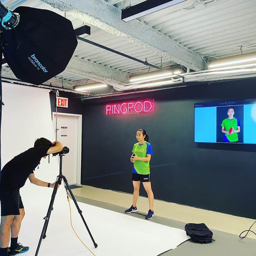 WU Yueさんのインスタグラム写真 - (WU YueInstagram)「the photo-shooting of coach at pingpod   #pingpod #joolausa #joolaglobal #tabletennis」8月24日 6時43分 - wuyuetabletennis