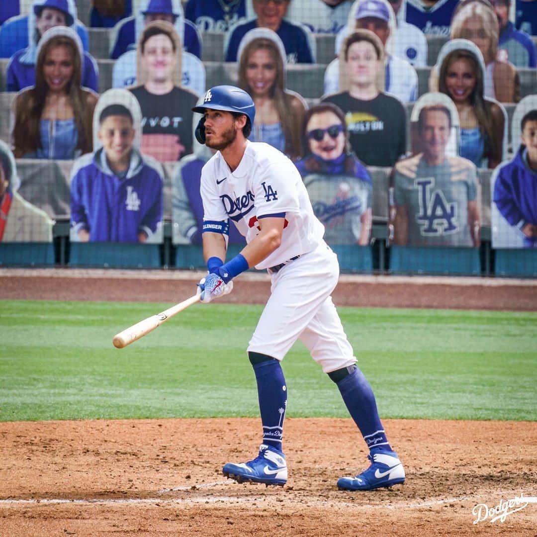 Los Angeles Dodgersさんのインスタグラム写真 - (Los Angeles DodgersInstagram)「Cody’s 8th homer and 24th hit of the year. We can’t make this up.」8月24日 7時11分 - dodgers