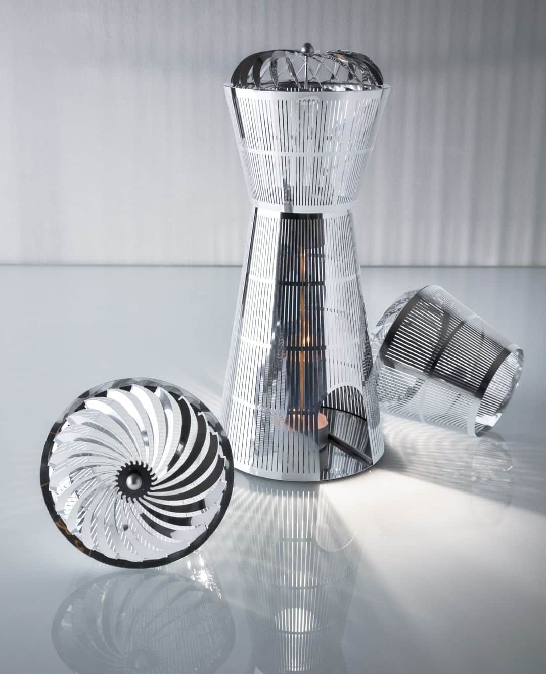 のインスタグラム：「The ultimate scent diffuser.⁠ ⁠ CAGE is a candle-powered table top turbine, engineered to diffuse, accelerate and quickly propel fragrances to all parts of your interior. ⁠ ⁠ Manufactured from finely etched stainless steel, this ingenious and original kinetic product is both magical and functional. ⁠ ⁠ Using a single tea light that both warms the scented oil and spins the inbuilt fan, we have created an innovative slow-tech response to the plastic electronic diffusers that increasingly saturate the market.⁠ ⁠ Head to our link in bio to explore our selection of extraordinary stainless steel objects. ⁠ ⁠ ⁠ ⁠ #tomdixon #tomdixonCAGE #materials #interior #stainlesssteel #design #interiordesign #diffusers #homedecor #inspiration⁠」