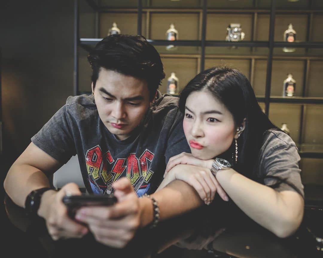 GYEON SEOのインスタグラム：「_* luv u silly 🖤 . . @hunz_iph」