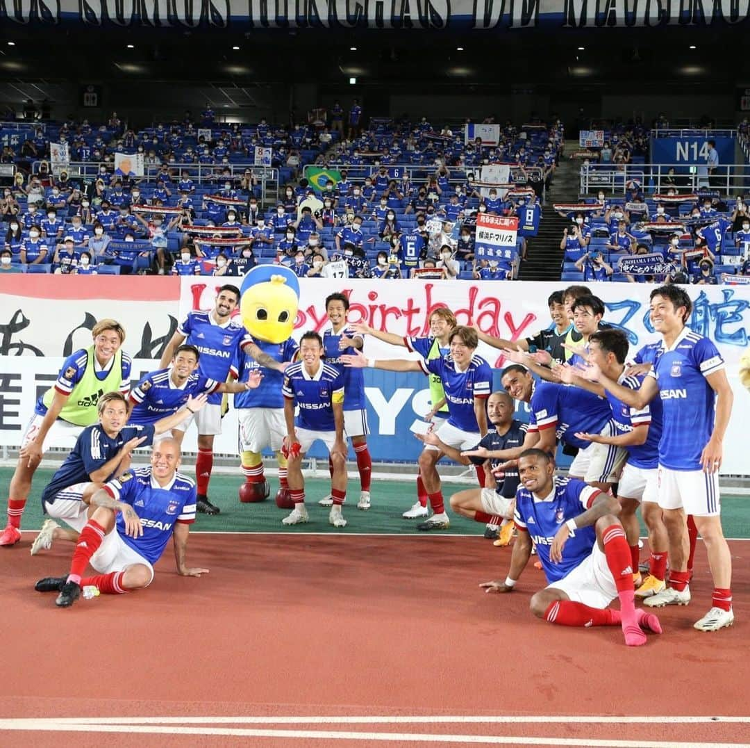 小池龍太さんのインスタグラム写真 - (小池龍太Instagram)「+ 3 points 🤜🔥🤛  Keep going 💙💙🤍🤍❤️❤️  #fmarinos  #トリコロールの絆いまこそ強く #puma #pumajapan #小池龍太  #喜田パイセンHBD #にゃーーーー」8月24日 0時00分 - iamryu____k