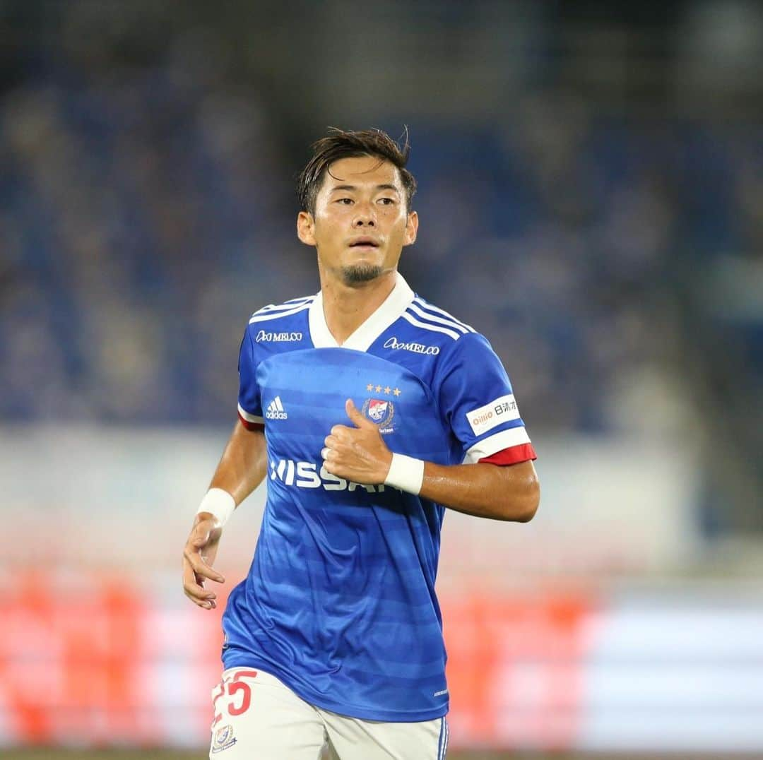 小池龍太さんのインスタグラム写真 - (小池龍太Instagram)「+ 3 points 🤜🔥🤛  Keep going 💙💙🤍🤍❤️❤️  #fmarinos  #トリコロールの絆いまこそ強く #puma #pumajapan #小池龍太  #喜田パイセンHBD #にゃーーーー」8月24日 0時00分 - iamryu____k