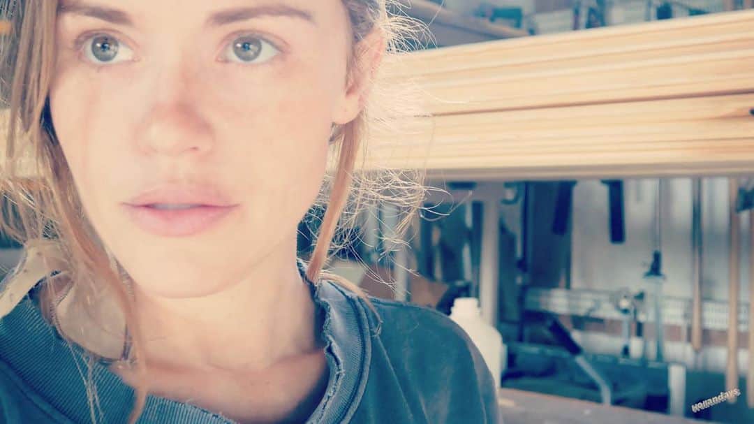 ホーランド・ロデンのインスタグラム：「For a new episode Sunday rundown❤️. Link in Bio Now.」