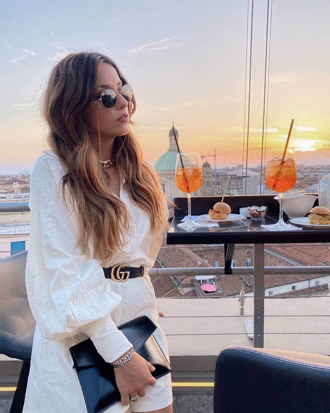 SHEINさんのインスタグラム写真 - (SHEINInstagram)「Live for those golden hours and sunsets. 🌅💗 @giusydestefano_  Shop Item #: 1078630  #SHEIN #SHEINgals #SHEINstyle #SHEINss2020 #SHEINsummer」8月24日 0時28分 - sheinofficial