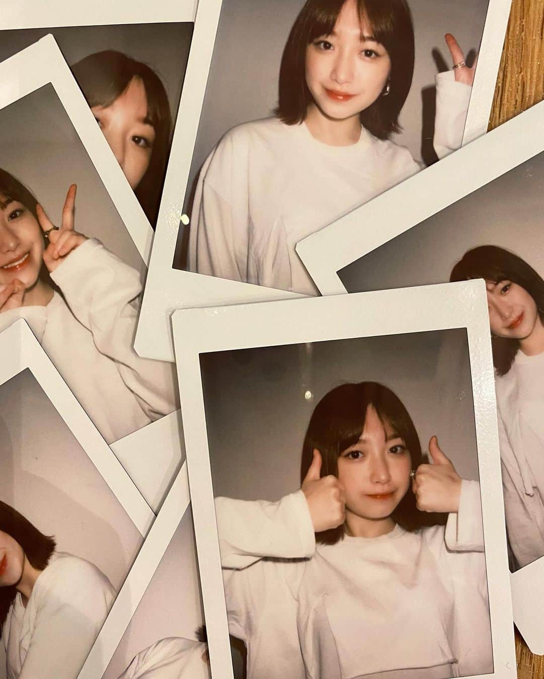 吉田凜音のインスタグラム：「私いっぱい〜」