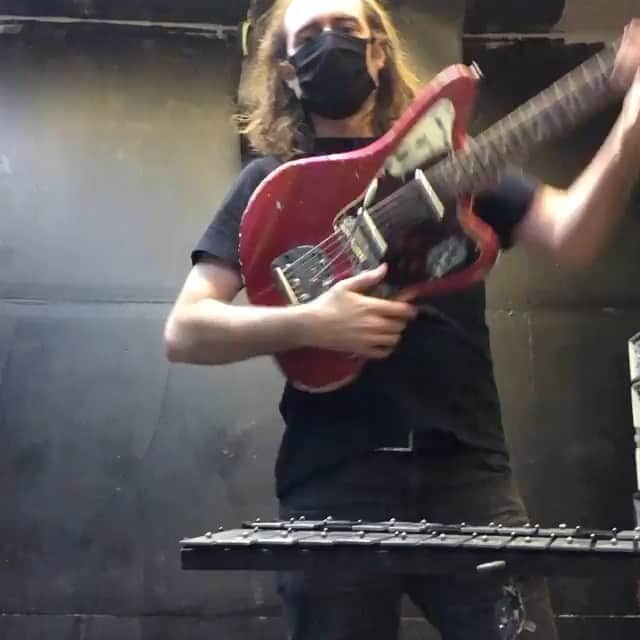 A Place to Bury Strangersのインスタグラム：「Repost • @deathbyaudioeffects masks on and keep em on 😷 we have an exciting announcement coming Monday but in the meantime, did you know that there are still many hospitals and healthcare facilities without proper PPE? if you are able, can you donate to @getusppe ? anything helps! link in bio 🖤」
