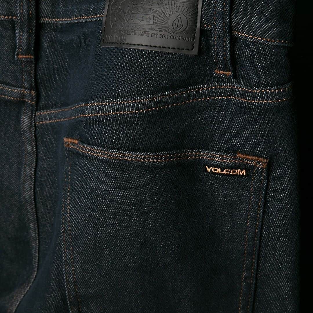 ボルコムのインスタグラム：「Volcom Brand Jeans! 👖  Made for quality and comfort! #taptoshop」