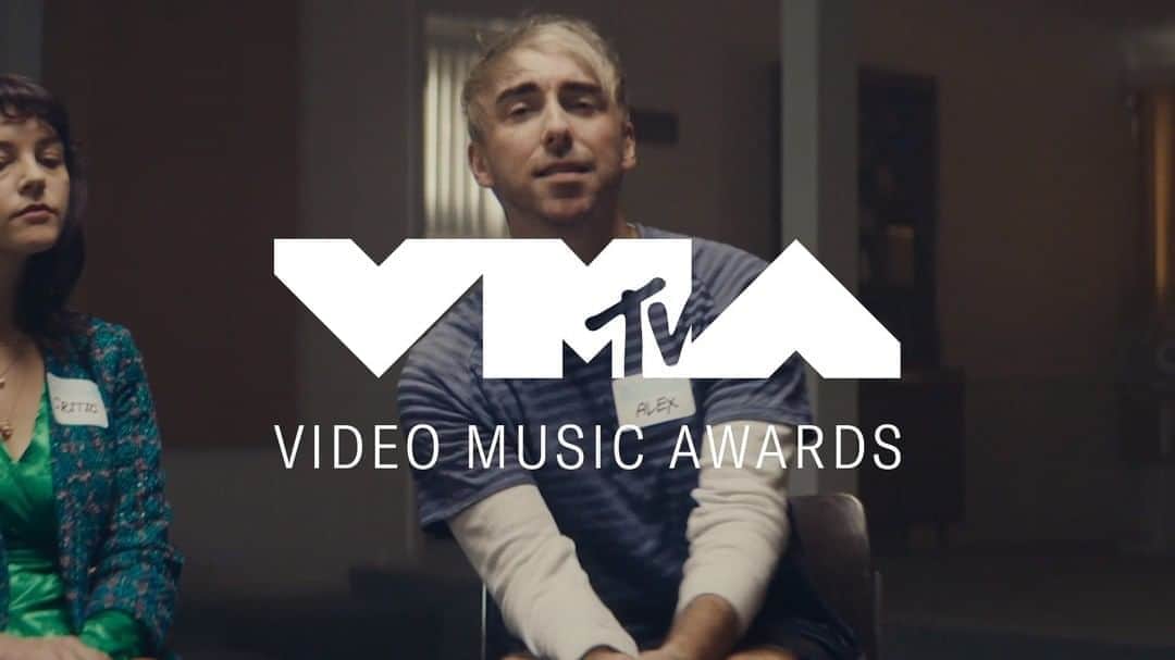 All Time Lowのインスタグラム：「@mtv #VMAs Double Day ⚠️⚠️ Yall’s get 20 votes instead of 10 today, YOU KNOW WHAT TO DO! mtv.com/vma」