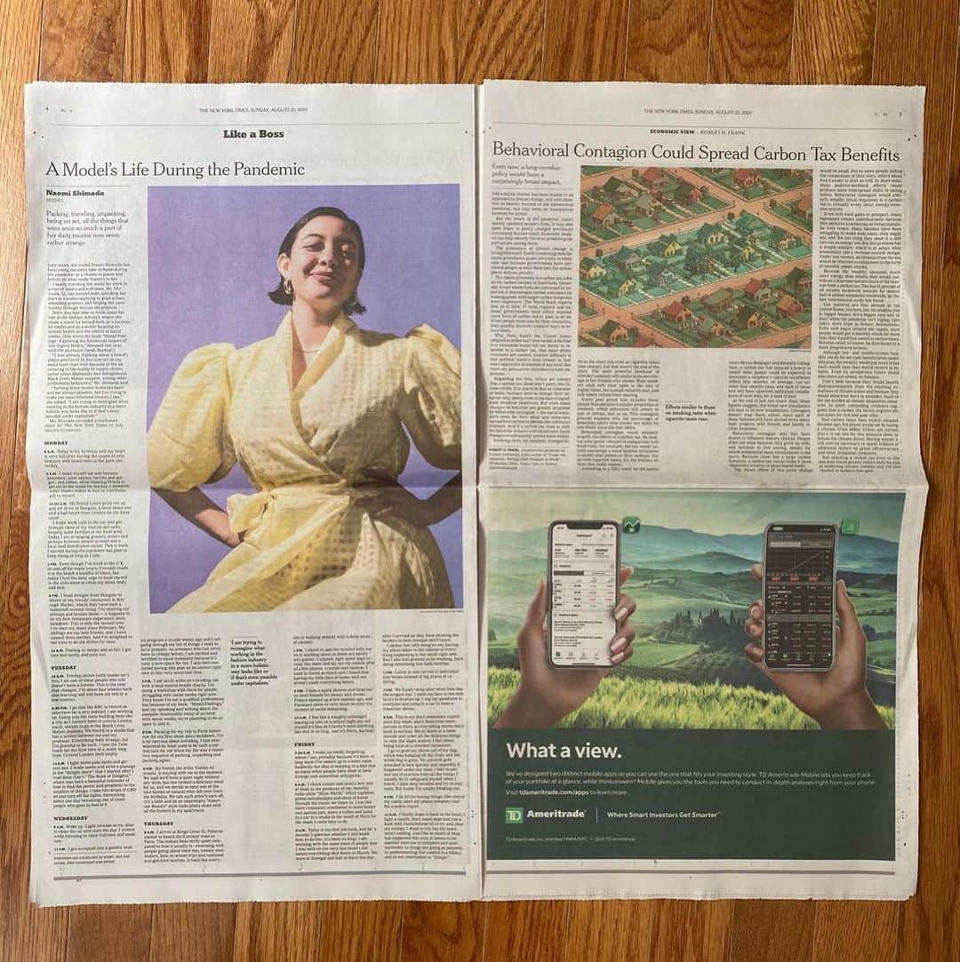 ナオミ・シマダのインスタグラム：「I’m all big and in print in today’s @nytimes talking about mutual aid, slow study in a fast world, nude shoots in my living room, rollerblading, getting robbed, re-thinking productivity + cultivating that 2020 resilience!!!!   TY @melguerrr for the words @ana__cuba for the pic + my eternal flame @museummammy for the moral support in this vid!」