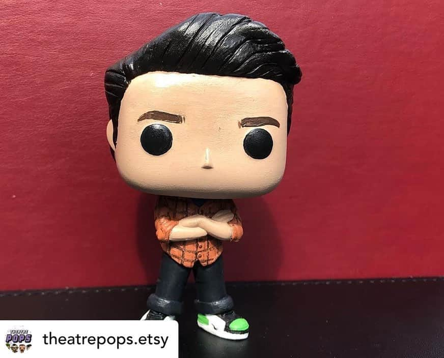 ベン・シュワルツさんのインスタグラム写真 - (ベン・シュワルツInstagram)「A couple of beautiful custom Funko goofs. Incredible job @theatrepops.etsy!!! Hope they put on some great shows for you! #middleditchandschwartz」8月24日 3時04分 - rejectedjokes