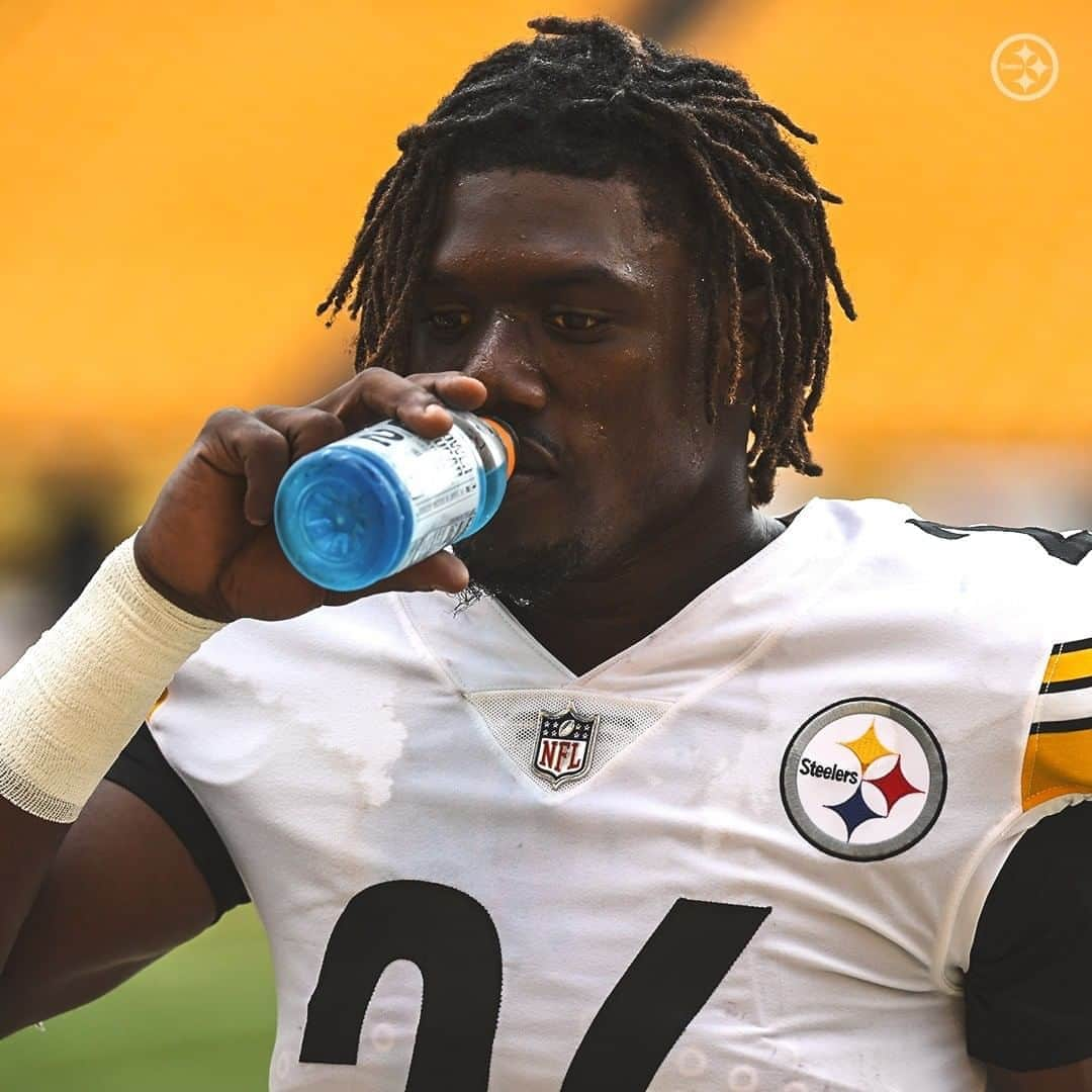 ピッツバーグ・スティーラーズさんのインスタグラム写真 - (ピッツバーグ・スティーラーズInstagram)「Fueling up for another big week of #SteelersCamp 💪」8月24日 4時03分 - steelers