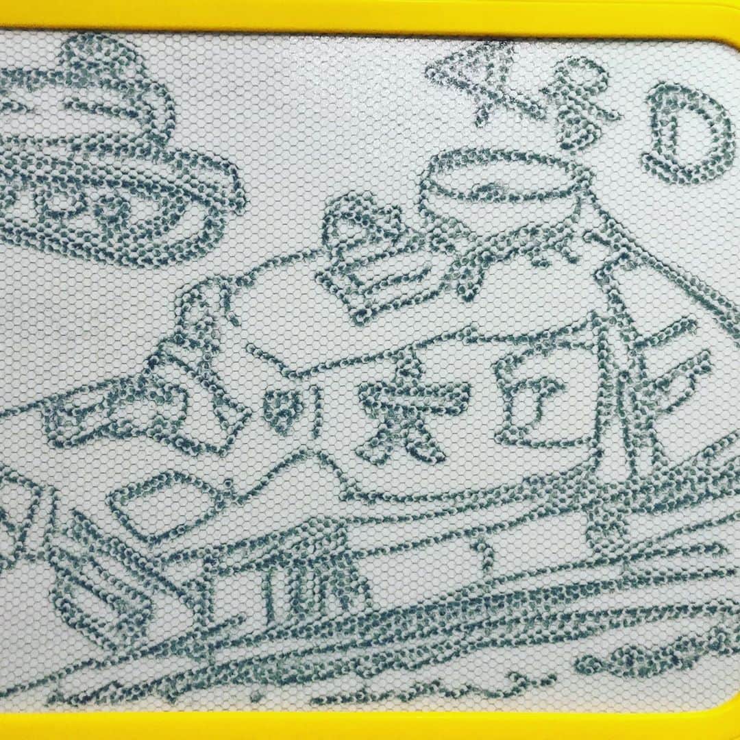 愛葉るびさんのインスタグラム写真 - (愛葉るびInstagram)「#リクエストお絵描き #お絵描きボード #はやがきパフォーマンス  #早描き #drawings #quickdrawing   #るろうに剣心 #ruroonikenshin #ジョジョの奇妙な冒険 #ミンキーモモ #MickeyMouse #tomandjerry #戦車 #tank #ガルパン #military   #ビゴライブ #bigolive のリクエストお絵描き」8月24日 4時40分 - aibarubyruby