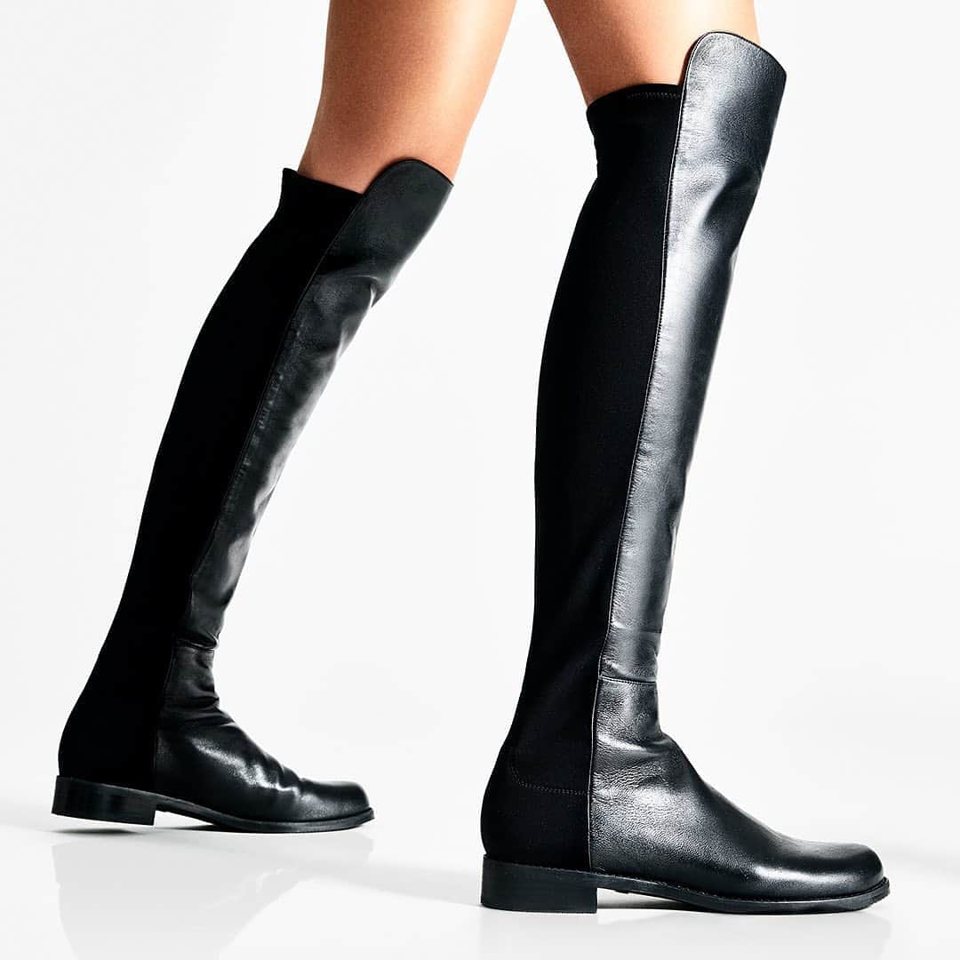 スチュアートワイツマンさんのインスタグラム写真 - (スチュアートワイツマンInstagram)「The #5050VOTE boot is an evolution of our iconic #5050 back-stretch boot. First launched in 1993, this flawless-fitting silhouette is one that never goes out of style. Good news: Our latest shipment is here. You know, in case you need ANOTHER pair. (Yes, we're talking to you, 5050 lover.) #StuartWeitzman」8月24日 4時44分 - stuartweitzman
