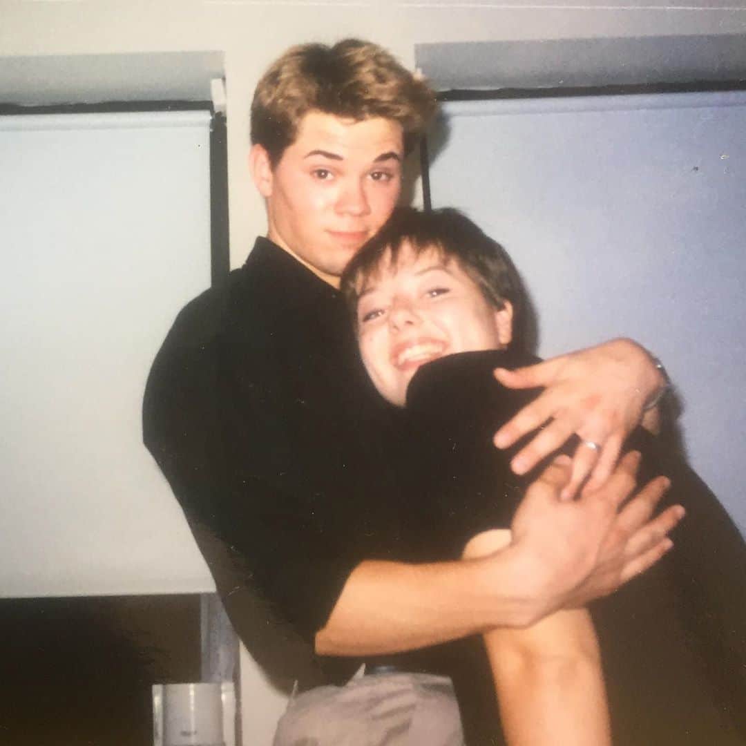 のインスタグラム：「Happy birthday to my best friend. He is everything. 💕@Andrew Rannells」