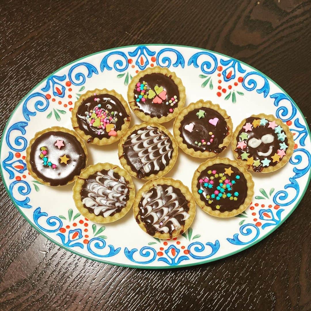五箇公貴のインスタグラム：「自由研究を試食。100点でした。」