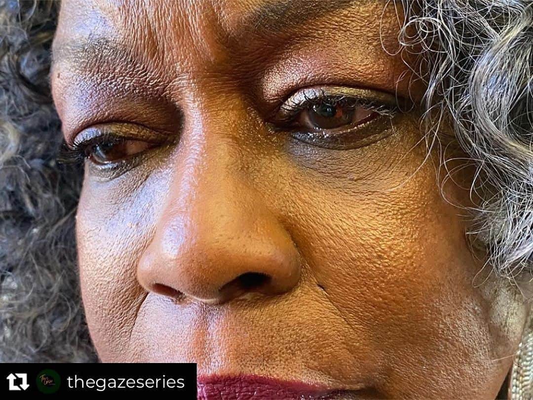 シャロン・ローレンスさんのインスタグラム写真 - (シャロン・ローレンスInstagram)「Two more stellar episodes to revile in @thegazeseries and FIRE CIRCLE. What captivating performances from the trio of @galenjwilliams #yvettecason and @officialtccarson so rich, layered and captured beautifully by @biancalavernejones and @lelunddurond  And the conversation was uplifting too- making me miss you all and grateful for the years of combined wisdom and energy, ambition and artistry from all the generations we represent in #thegazeseries  Thank you all for continuing to open portals of insight and engagement. I love learning from you all.」8月24日 8時28分 - sharonelawrence
