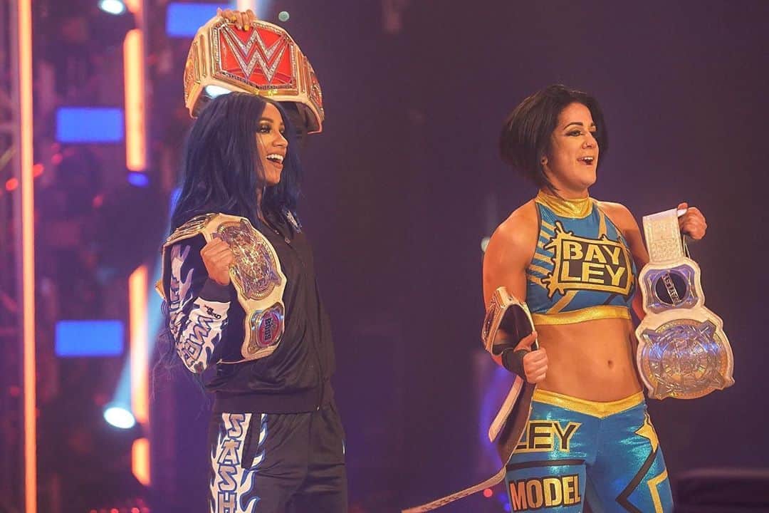 WWEさんのインスタグラム写真 - (WWEInstagram)「One down, one to go! @itsmebayley retains her #SmackDown Women’s Championship at #SummerSlam. Can @sashabankswwe do the same?!」8月24日 8時28分 - wwe