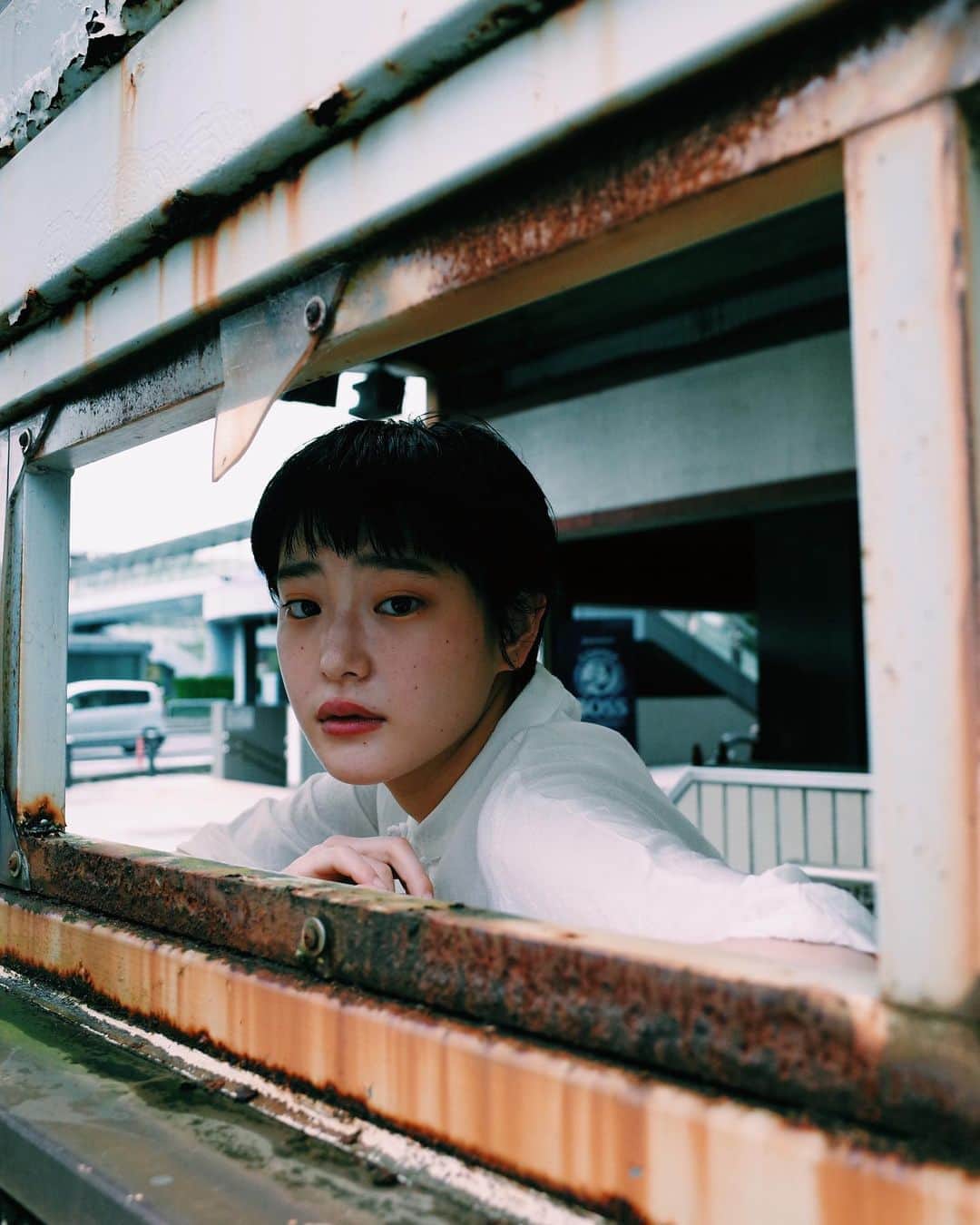 のインスタグラム：「. . . 今日はラーメン食べ行こ🍜 . . photo..トヲル model..しお . . #gr_meet_japan」
