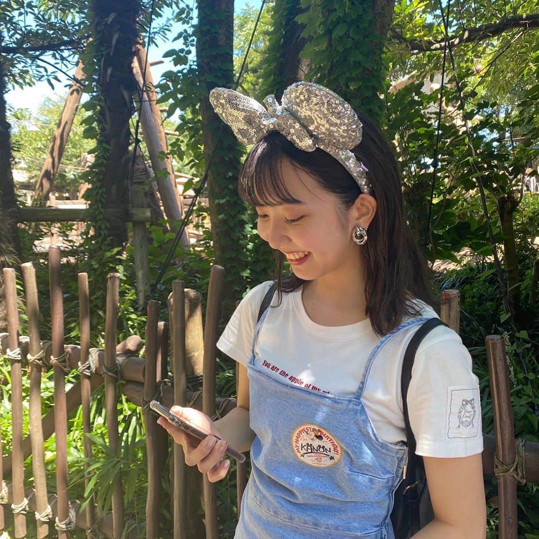 竹村夏音のインスタグラム：「毎日些細なことでも嬉しくて、楽しくて笑わない日がないほど毎日笑ってる！♡ 当たり前かもしれないけど、あ〜ほんと幸せだなって思っちゃった😌  20歳の目標は笑顔溢れる一年にすることです🥰  今日もいい1日になりますようにっ🌈 本日もポチッと#のんポチ よろしくお願いしますっ！！」