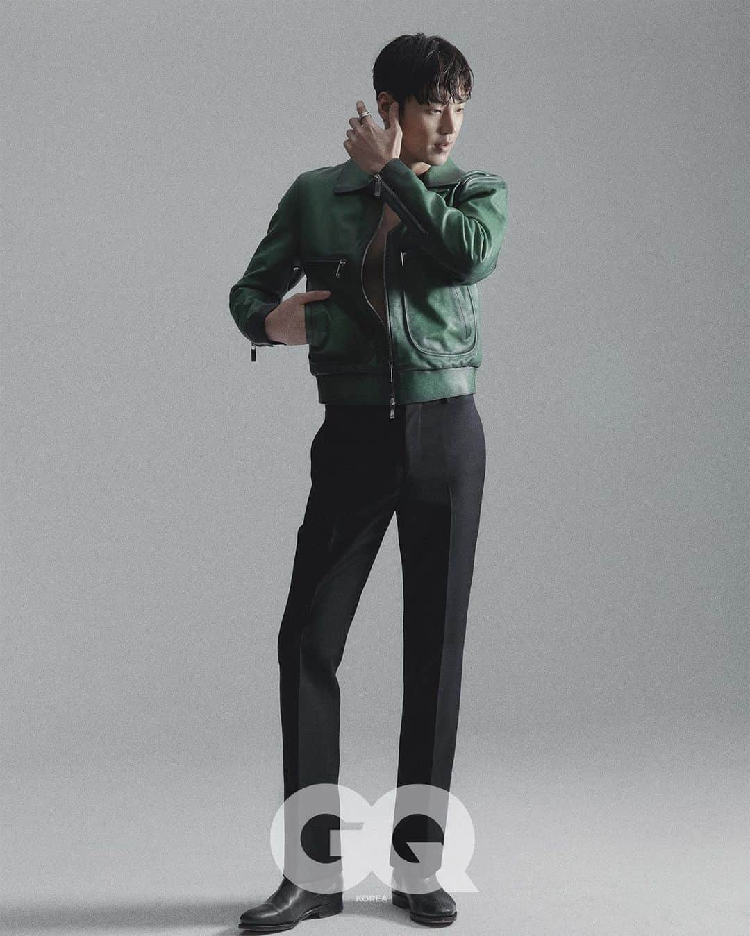 イ・テファンさんのインスタグラム写真 - (イ・テファンInstagram)「#gqkorea 9월호」8月24日 11時17分 - leetaehwan0221