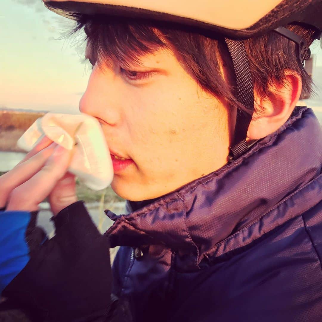 伊藤健太郎のインスタグラム：「自粛期間前、まだまだ肌寒い中での撮影でした！  #この写真前に載せてますか？ #2度目でしたらすみません #この日の寒さは尋常じゃなかった」