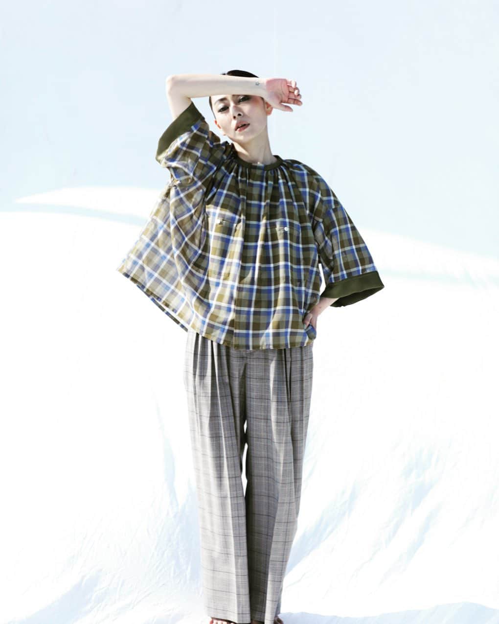 小日向しえさんのインスタグラム写真 - (小日向しえInstagram)「1CHILU 2021 spring/summer colection  Photo:Daisaku Ito hair&make:Goichi Okiyama model:sie kohinata  2021ss lookのモデルさんをやらせて頂きました🙇🏻‍♀️❣️」8月24日 13時45分 - sie_kohinata