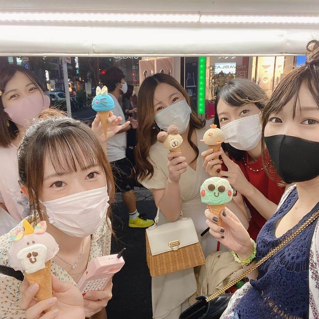 春野ゆりかのインスタグラム：「昨日は　#ゆあすた　のみんなで　 #アイスウェルトジェラート　の念願の可愛いアイスを食べてご飯に行ったよ❣️ オーディション中はダイエットで、みんな制限してたから、終わったら食べに行こうねーってずっと言ってたの💕  リリたんはくまのアイス🧸にしました🍨❤️ お顔はミルクティー味だったんだけど、愛犬ジュリーにそっくり。笑 多分ジュリーもミルクティー味だな🧸笑  この後みんなでご飯行って色々話したよ❤️  やっぱこのメンバー落ち着く❤️ 大好き💕 いろいろあったけど、1番このメンバーに出会えたのは本当にありがたかったなぁ❤️ みんなそれぞれの道を歩んでいるけれど、また一緒に何かやりたいから考えます💕  写真いっぱい撮ったのでまたあげます❤️  #市井紗耶香アイドルオーディション」