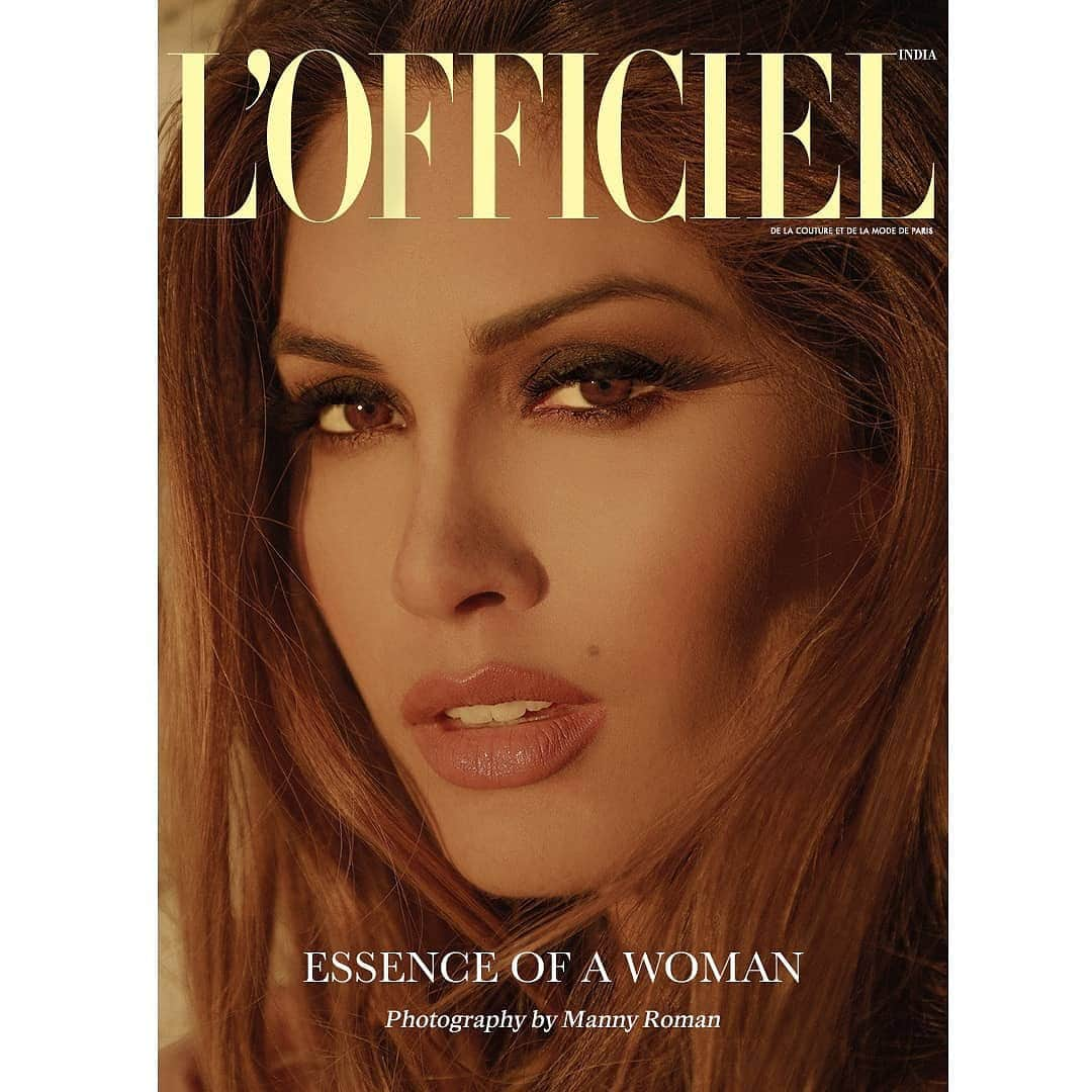 María Gabriela Isler Moralesさんのインスタグラム写真 - (María Gabriela Isler MoralesInstagram)「Pocas veces en la vida nos encontramos con personas que logren descifrar y conocer nuestra alma y nuestro espíritu, especialmente en el mundo artístico.⁣ ⁣ Afortunadamente yo he tenido la bendición de cruzarme con alguien que pudo ver más allá de lo visible y logró conectar con mi esencia y mi corazón: él es @bymannyroman 📸, quien además de ser un fotógrafo excepcional, se convirtió en mi amigo. ⁣ ⁣ En este año 2020 tenía planeada su primera exhibición fotográfica titulada “Esencia de una mujer”, pero debido a las razones mundiales que todos conocemos, eso no será posible. Es por eso que quiero honrar su trabajo, que más allá de una imagen, representa para mí profesionalismo, respeto, y educación… ⁣ ⁣ Manny es una persona que vino a marcar precedentes en la industria de la moda, la belleza y la fotografía con un aura especial, su amor, sus ocurrencias y un sentido del humor único. ⁣ ⁣ Siempre celebraré su trabajo y me complace haber sido parte de la entrevista especial que le hicieron en @lofficielindia para honrar su pasión ♥️. ⁣ ⁣ Gracias @isabelnycmakeup @rauldaluz por también compartir su magia conmigo ✨. ⁣ ___________________________________⁣ ⁣ Via @lofficielindia • It was in the month of February this year, that international fashion photographer Manny Roman (@bymannyroman ) had decided to unveil his first photographic exhibit “ESSENCE OF A WOMAN,” but due to the uprise of the COVID-19 pandemic, things soon went haywire.⁣ ⁣ Manny lets us in on a sneak-peek of what is to come in his first exhibit once the world regains normalcy, and we are able to attend lavish gatherings like the good old days. “We need to remember to respect the women in our lives and of the world. Our origin is of a woman and we must never forget it…” concludes Manny.⁣ ⁣ Read the exclusive conversation on @lofficielindia website. Link in their bio💻⁣ ⁣ #gabrielaisler #missvenezuela #bymannyroman #essenceofawoman」8月25日 2時03分 - gabrielaisler