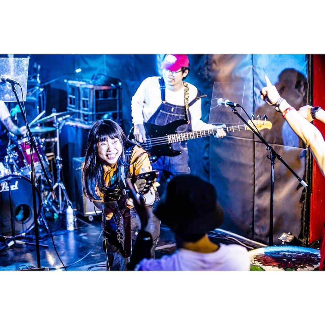 青木カズローさんのインスタグラム写真 - (青木カズローInstagram)「アクロバット★少年 ﻿ 2020.08.10 @ 名古屋 CLUB ROCK'N'ROLL ﻿ photo by 青木カズロー(cazrowAoki)﻿ ﻿ #アクロバット少年 #写殺﻿ #人間が生きている瞬間﻿ #生きてなきゃ殺せない﻿ #殺してぇから生きてくれ」8月24日 17時45分 - cazrowaoki