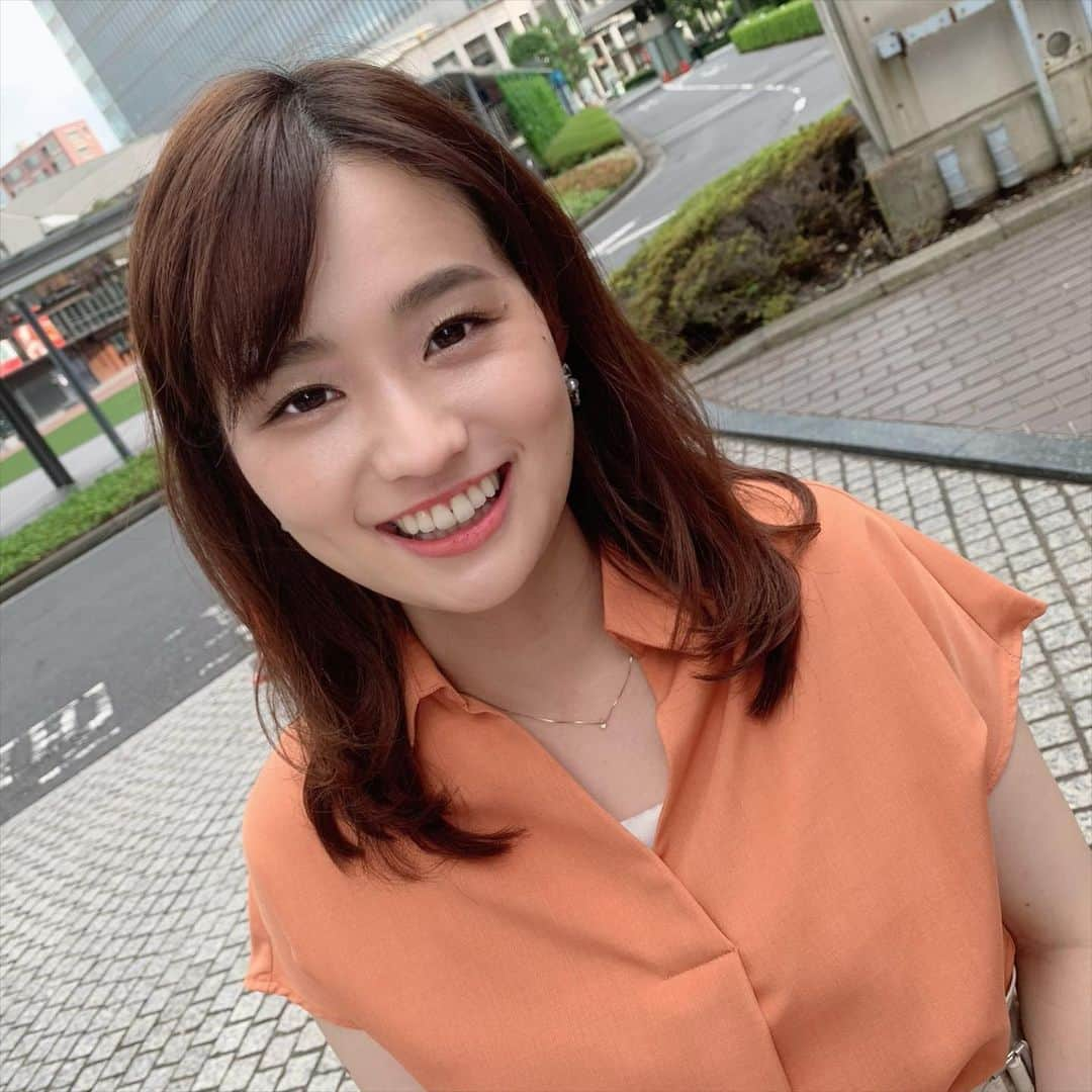 篠原梨菜さんのインスタグラム写真 - (篠原梨菜Instagram)「今朝のあさチャン☀️ 今日から、7時57分ごろのお天気は気象予報士の増田さんと一緒にお伝えします‼️ 明日もみてください🥰  #今日は蚊になりきった #通常の暑さになると蚊が活発になります #ご注意を #赤坂の朝は少し暑さ和らいでいます #あさチャン」8月24日 17時49分 - shinorinatbs