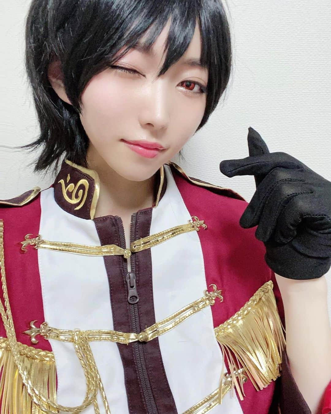 橘穂奈美のインスタグラム：「❤️🤎❤️🤎❤️🤎 あんさんぶるスターズ 朔間凛月(ショコラフェス)  明日は私が出演する2.5次元舞台のゲネプロです🌟 S席は売り切れていますが、まだA席は空いている日程があるのでご都合良い方はぜひ🙌 . . . . . . . . . . . . . . .  #朔間凛月 #あんスタ #あんすた #あんさんぶるスターズ #あんスタコスプレ #ensemblestars #sakumaritsu #ritsusakuma #knights #角色扮演 #粉我 #自拍 #动漫 #cosplay #cosplaygirl #cosplayer #kawaii #anime #코스프레 #만화 #애니메이션 #コスプレ #コスプレイヤー #コスプレ女子 #コスプレイヤー自画撮り部 #アニメ好き #앙상블스타즈 #男装 #男装女子 #被写体モデル」