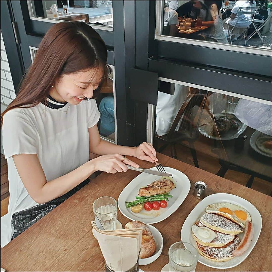 のインスタグラム：「お昼ご飯‪︎‬ ‪︎☺︎  #lunch #fashion #code」