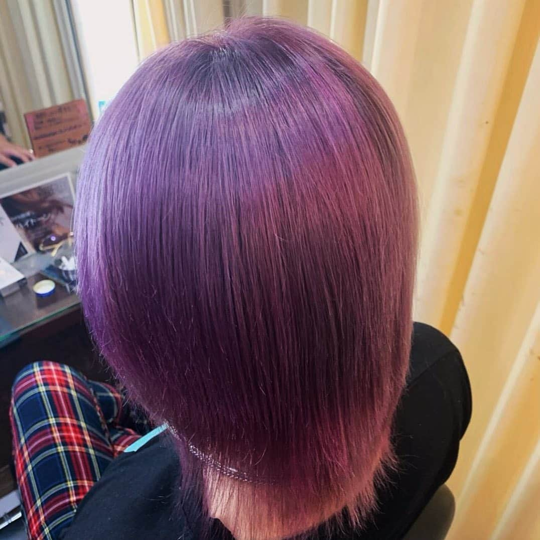 Aryuさんのインスタグラム写真 - (AryuInstagram)「hair color プログレス新宿 → http://www.progress-hair.com/ 担当 → @yuu_u616  なんかノリでピンク紫にしてしまったよ。  俺のインスタ見て来たと言えば何かあるかも。  #ヘアカラー #hair color #歌舞伎町 #歌舞伎 #新宿 #salon #クリームソーダ」8月24日 19時00分 - aryu_gram666