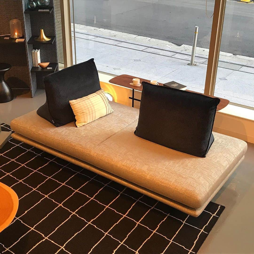 ligne roset shopのインスタグラム