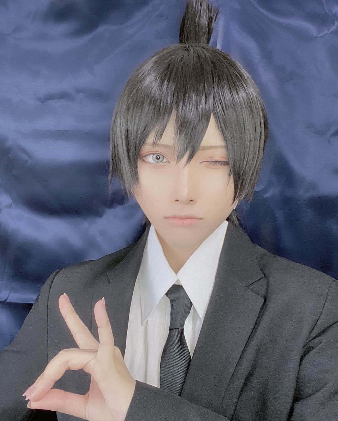 のインスタグラム：「チェンソーマン本誌辛すぎ……😭😭 . . #チェンソーマン #chainsawman #早川アキ #akihayakawa #cosplay #cosplayer #コスプレ #コスプレイヤー #チェンソーマンコスプレ」