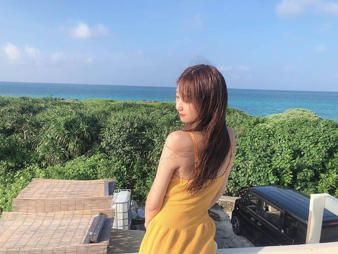 阿比留李帆のインスタグラム：「本気で海であそんだ後に 海の家の👨🏼におすすめ写真spotを 教えてもらったよ📸🏖🤍 . #海#夏#summer」