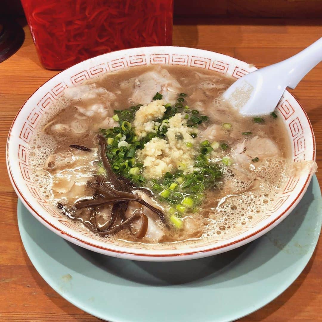 岸田メルのグルメインスタ