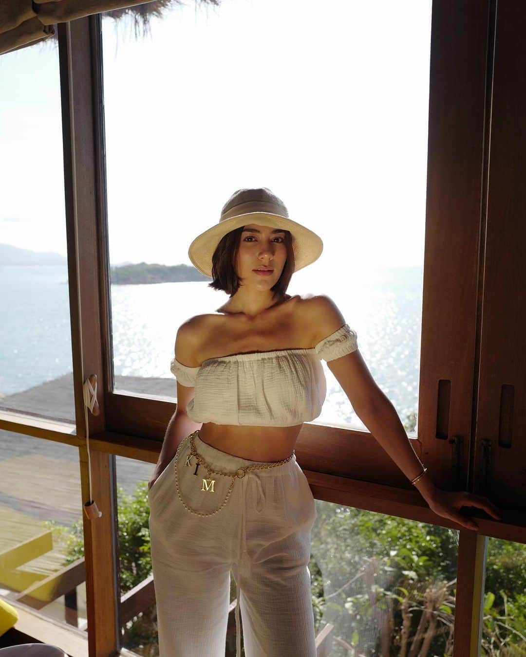 キンバリー・アン・ウォーテマス・ティアムシリのインスタグラム：「Blessed 🤍✨ @sixsensessamui @dsthailand」