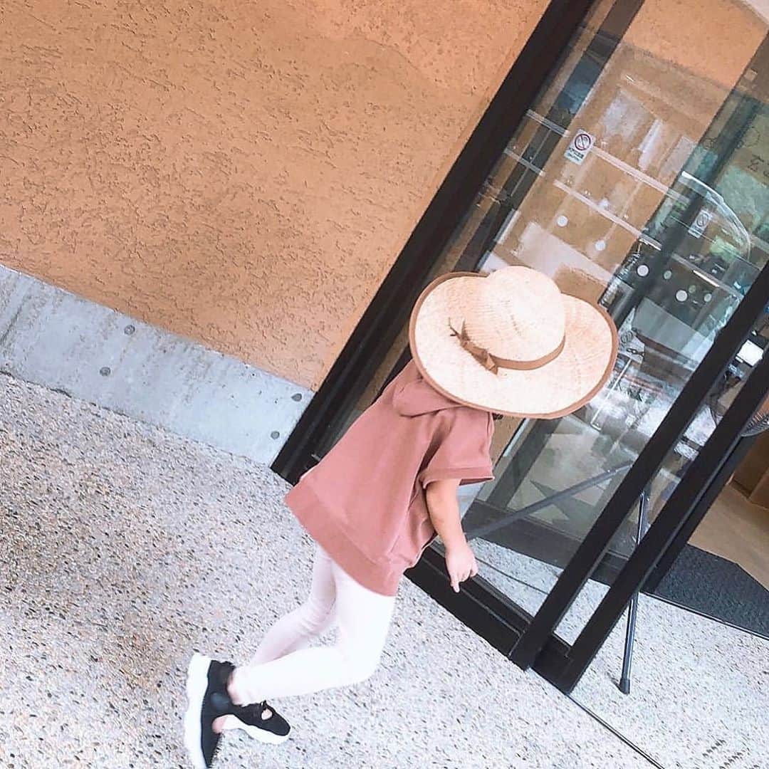 iko-yo（いこーよオフィシャル）さんのインスタグラム写真 - (iko-yo（いこーよオフィシャル）Instagram)「━━━━━━━━━━━━━━━﻿ 📸pickup...@chiko7333さん﻿ 🦖...#玄武洞ミュージアム﻿ 🚗...兵庫県豊岡市﻿ 国の天然記念物である玄武洞公園入口にある博物館です。美しく不思議な宝石・鉱物・化石のミュージアム！ かご編みや石のペンダント作りなどの体験もできます。﻿ ━━━━━━━━━━━━━━━﻿ ﻿ ＜faciities＞---------------------------﻿ 📍玄武洞ミュージアム﻿ いこーよ：https://iko-yo.net/facilities/66995﻿ 住所：兵庫県豊岡市赤石1362﻿ 営業時間： 9:00～17:00﻿ 料金：大人（中学生以上）800円、小学生400円、5歳以上300円﻿ ------------------------------------------﻿ ﻿  いこーよ@ikoyo_odekake では素敵な写真をピックアップし、「親子でおでかけしたい場所」をご紹介させていただいています😊❣️﻿ ﻿ お子さんとのおでかけの思い出の写真を、このアカウントをフォローの上 #いこーよ を付けてぜひ投稿してください。魅力的な写真は、いこーよ公式SNSで紹介させていただきます！ 沢山のご投稿お待ちしております。﻿ ﻿ ✨募集中タグ #いこーよ﻿ ﻿ 📱子供の年齢に合ったおでかけ先が見つかる「いこーよ」公式アプリのダウンロードはAppStore 、Google Playで「いこーよ」で検索！﻿ ・﻿ ・」8月24日 20時54分 - ikoyo_odekake