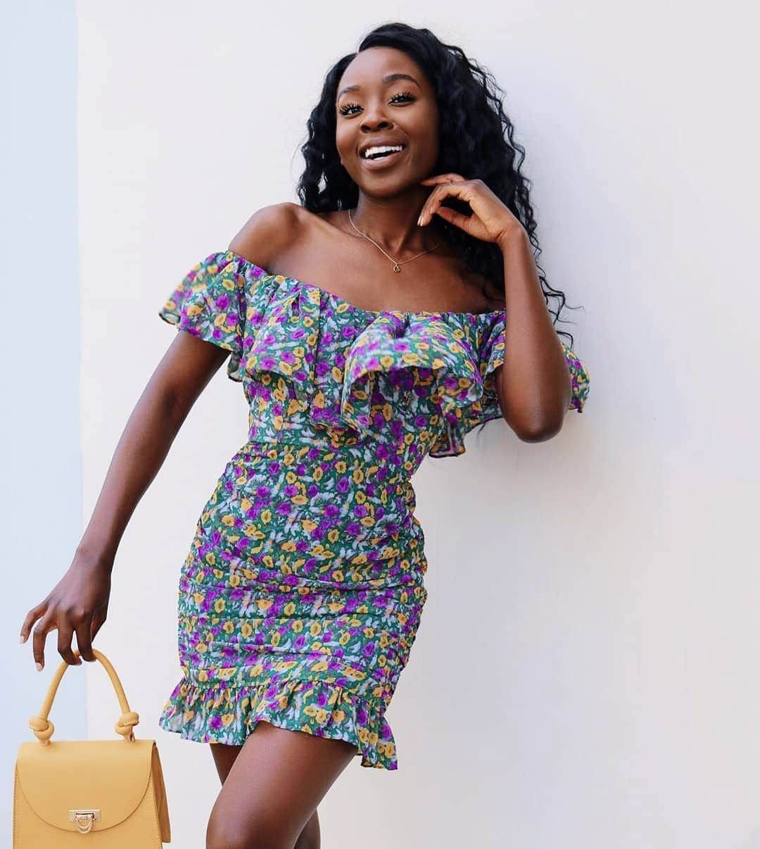 SHEINさんのインスタグラム写真 - (SHEINInstagram)「Happiness is an inside job 😆  @dianahgwendu  Shop Item #: 1128899  #SHEIN #SHEINgals #SHEINstyle #SHEINsummer #dress #floral」8月24日 21時24分 - sheinofficial