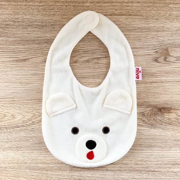 のインスタグラム：「nocoto、出産祝いの定番、nivaの動物スタイ🐻顔の下に顔がくるかわゆさよ…💕ギフトラッピングも各種ご利用くださいね。  #niva #よだれかけ #スタイ #baby #出産祝い」