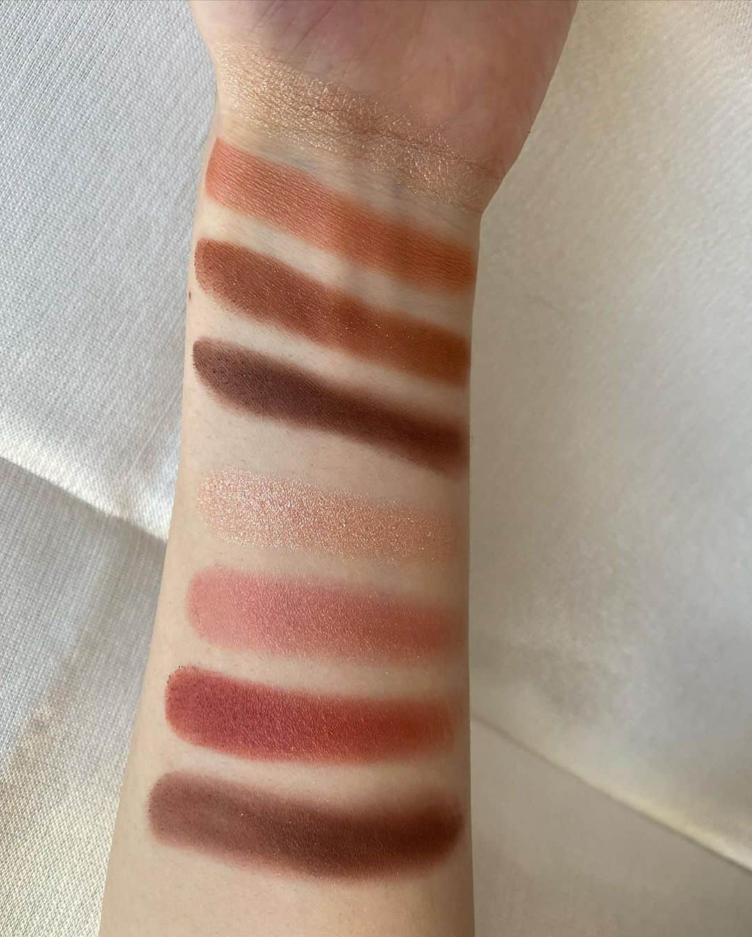 ふくれなさんのインスタグラム写真 - (ふくれなInstagram)「オレンジメイク🍊🧡 3枚目からcipicipi発色💄  プチ報告！  明日からロフトコスメフェスティバル開催です！😊💭  9/5(土)～10/18(日)全国のロフトでコスメフェスティバル2020AWが開催されます✨  明日8/25(火)から渋谷ロフト・銀座ロフト・コスメロフト表参道・ロフトネットストアで 先行開催されます！  コスメフェス期間中はロフトに行けばロフトでしか買えない限定商品や、新作コスメの先行販売をゲットできるイベントです😲 CipiCipiも大きく展開してもらえるみたいなのでぜひ全国のロフト店舗やロフトネットをチェックしてみてね👀  #ロフト  #loft  #ロフトのコスフェス  #シピシピ  #cipicipi」8月24日 21時18分 - fukurena