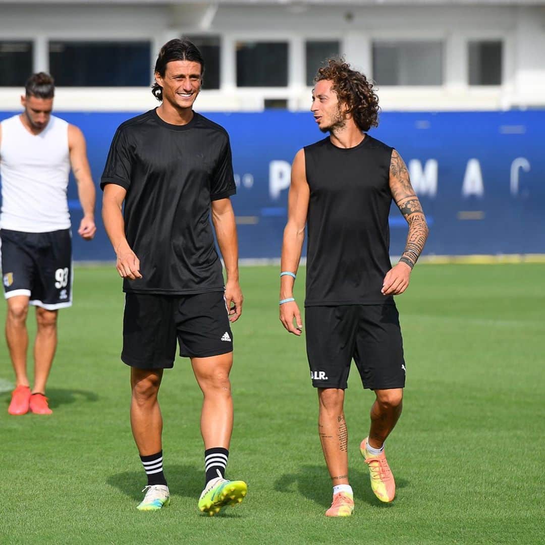 のインスタグラム：「Happy to be back ⚔️🟡🔵 #parmacalcio1913 #preseason」