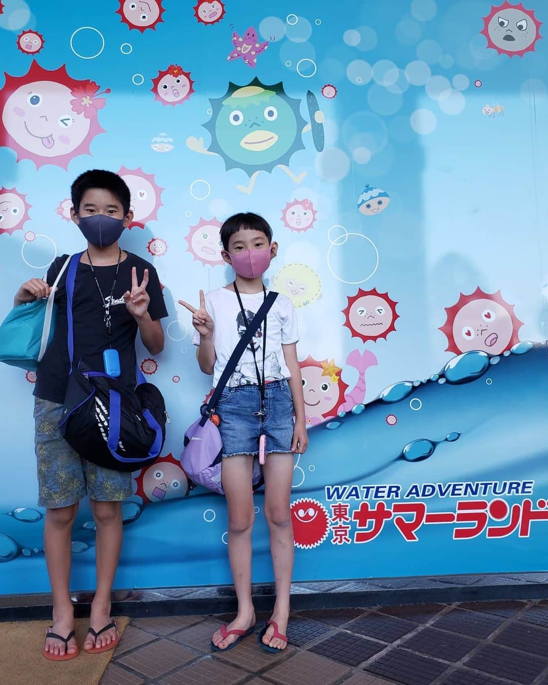 佐藤純さんのインスタグラム写真 - (佐藤純Instagram)「プールで遊んだ後は、遊園地へ😉  ジェットコースター乗るよ🎢‼️と言ったら…  ふたりとも｢えー😱💦｣と。。。  ｢お母さんはこれに乗るために来たんだよ‼️なのに、ふたりとも乗らないの？｣とその場のノリで適当なことを言う母。  渋々、息子が一緒に乗ってくれました🤣(笑)  #夏休み #サマーランド #東京サマーランド #プール #遊園地 #ジェットコースター #大好きなのー #ママ #ママモデル #モデル #mama #mamamodel #model」8月24日 21時26分 - junsatoidea